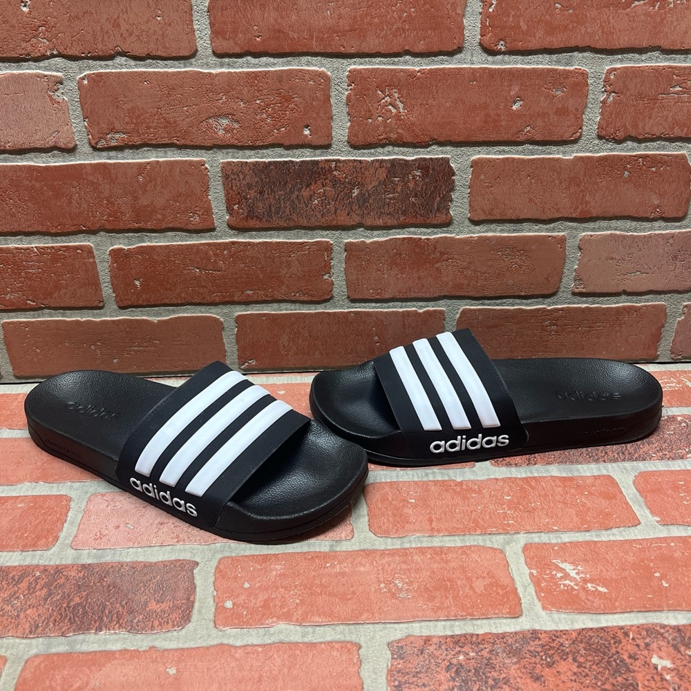 adidas ‘ADILETTE’ Classic Black/White Slide Sandals Men’s Size 11